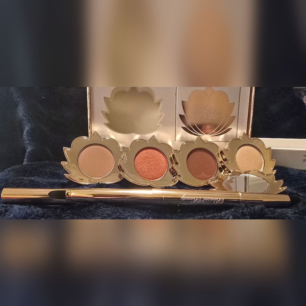 Blessed Beauty Stackable Quad Eyeshadow- Blue Eyes